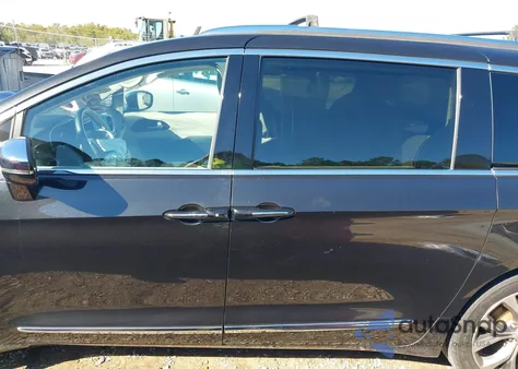 2017 Chrysler Pacifica Limited из США, поврежденный, VIN 2C4RC1GG2HR584040